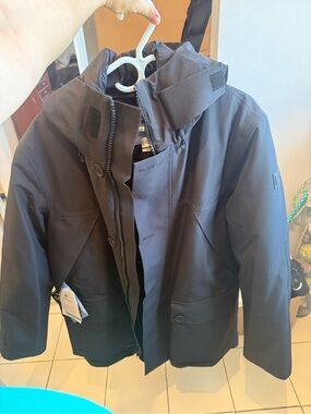 Woolrich Men's Black Hooded Puffer Coat